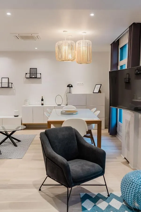 Cocteau : Au Cœur De La Rive Gauche, Neuf, Design, 2/4/6 Personnes Apartment *